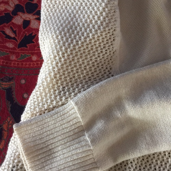 AMERICAN EAGLE Cream Knit Eyelet 1/2 Zip Cardigan - Picture 6 of 8